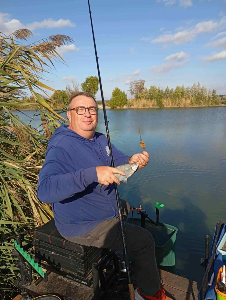 0015402b 351f 44f1 867d eb24eefe2dce